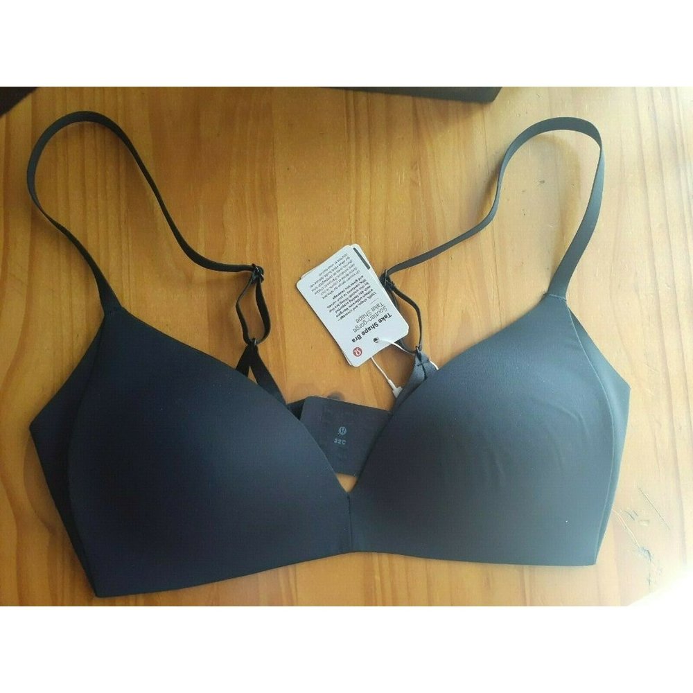 Lululemon Take Shape Wireless Padded Everyday Bra Black Womens 32C NWT